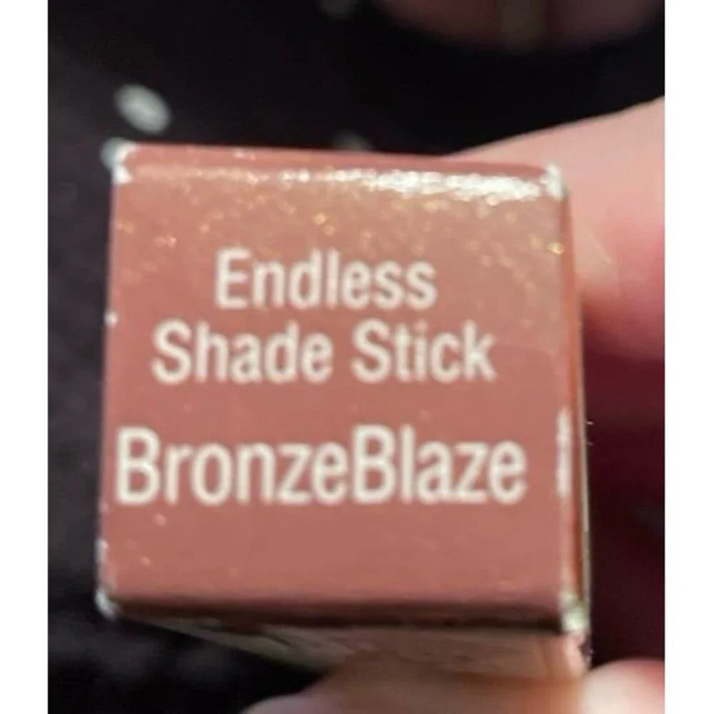 Pixi by Petra Endless Shade Stick, a creamy, twist-up eyeshadow BronzeBlaze New